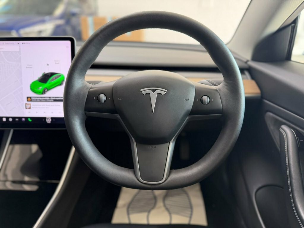Tesla Model 3 Saloon BJ20MUV White #5
