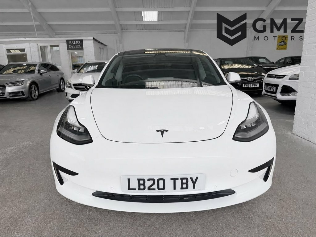 Tesla Model 3 Saloon LB20TBY White #2