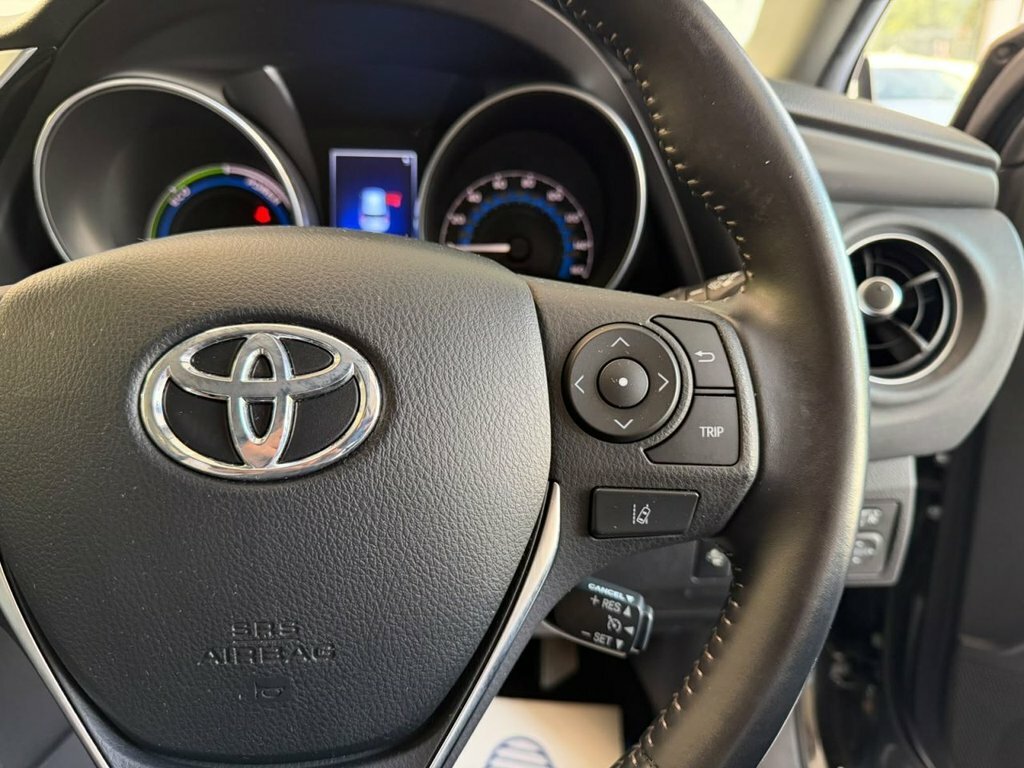 Toyota Auris 1.8L Business Edition Black #6