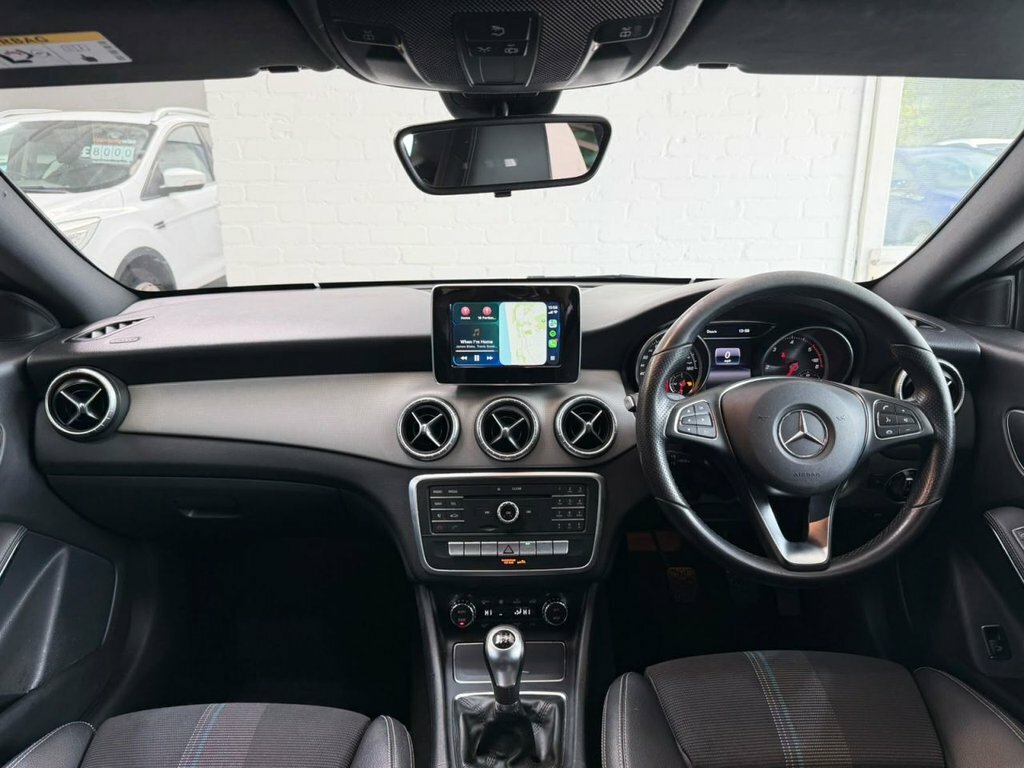 Mercedes-Benz CLA Class 2.1L Sport White
