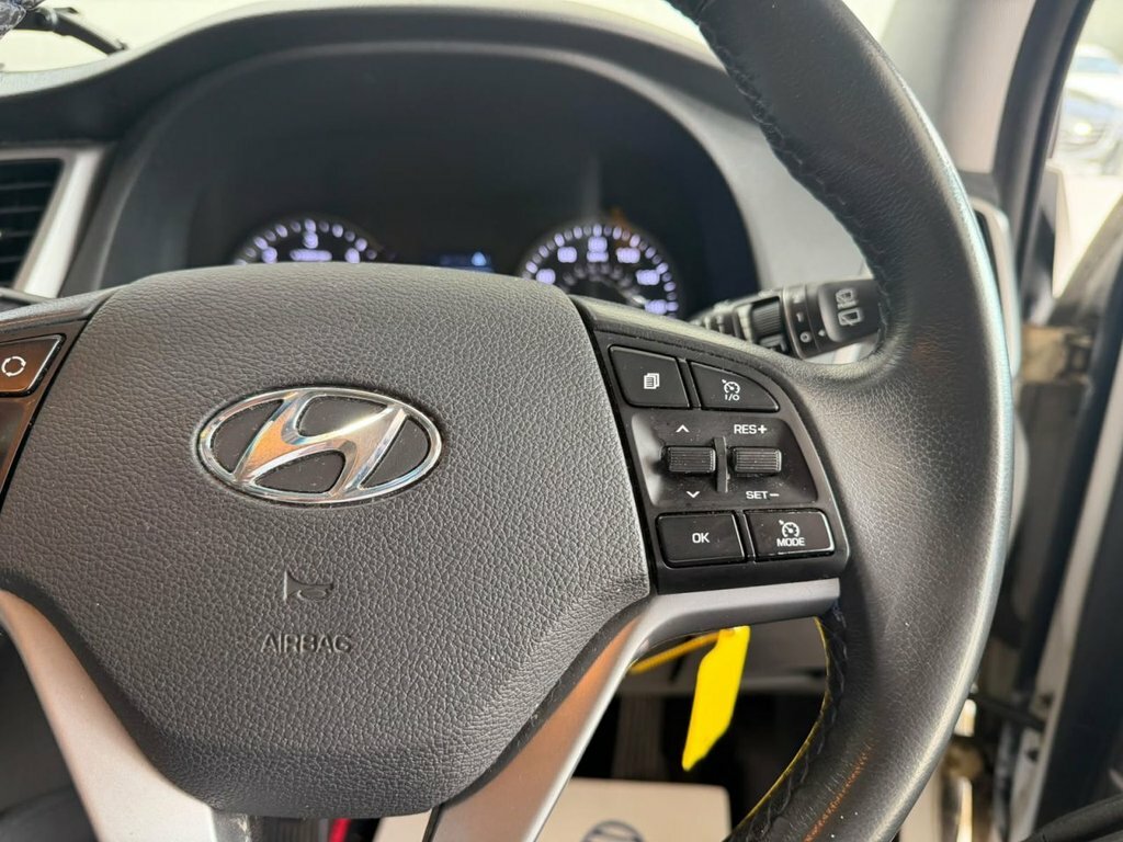 Hyundai Tucson 1.7L Se Nav WN67HCL White #6