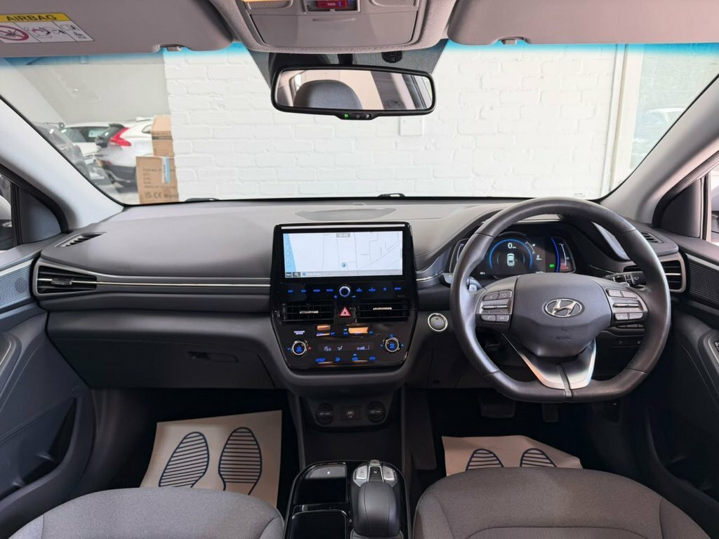 Hyundai Ioniq Ioniq Premium Bev Silver #4