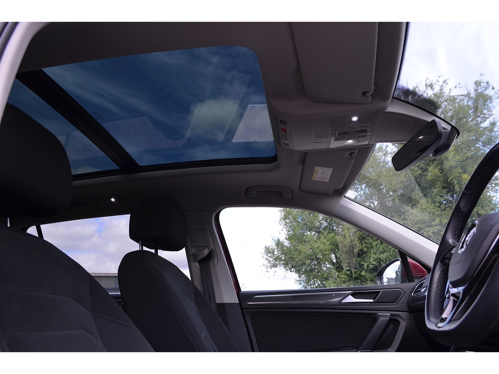 Volkswagen Tiguan Allspace 2.0 Tdi 4Motion Match Dsg White #30