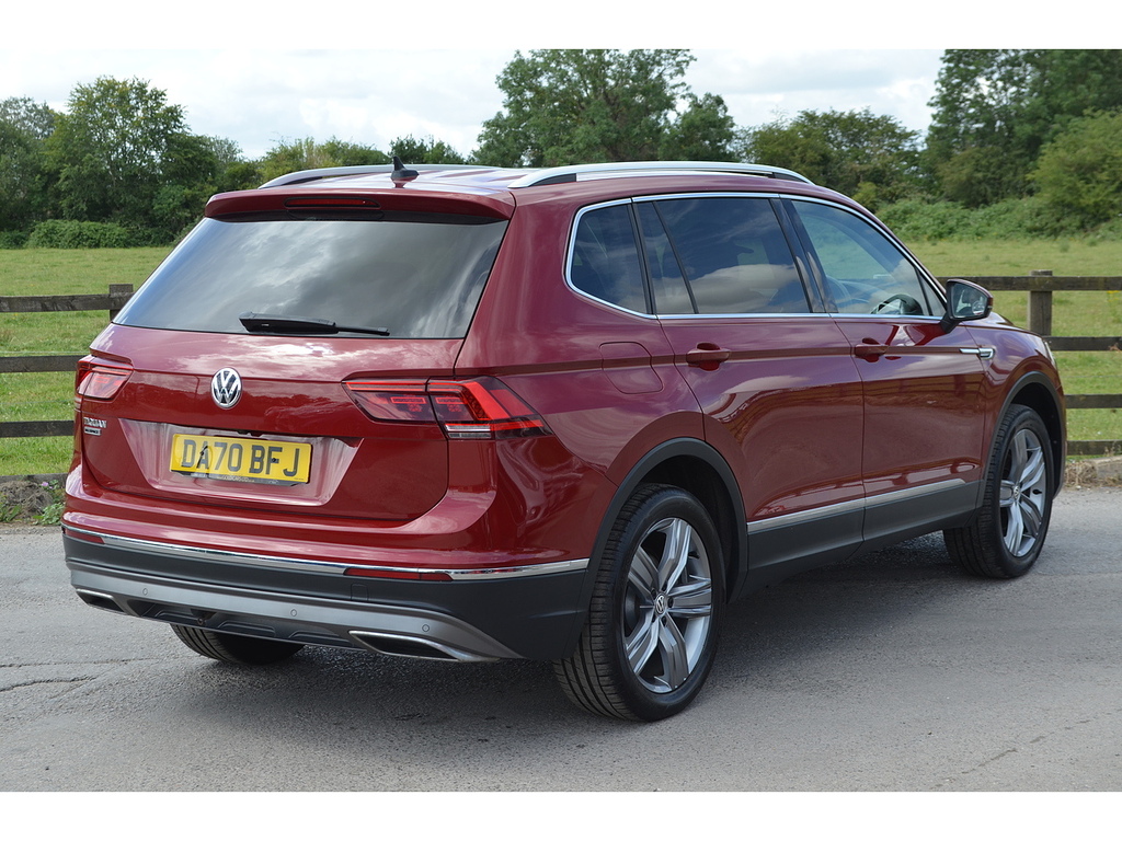 Volkswagen Tiguan Allspace 2.0 Tdi 4Motion Match Dsg White #8