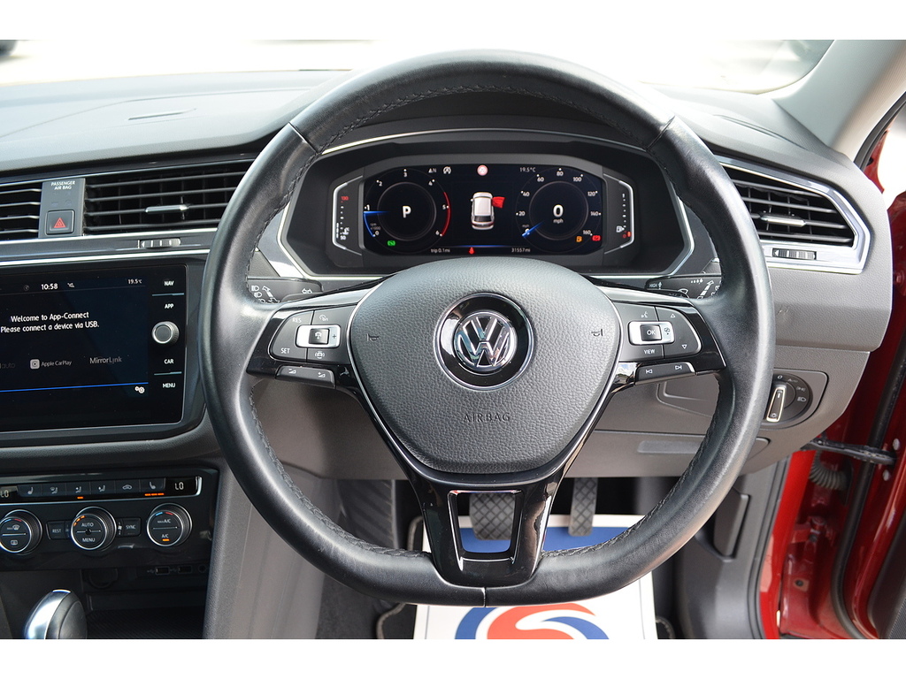 Volkswagen Tiguan Allspace 2.0 Tdi 4Motion Match Dsg White #12