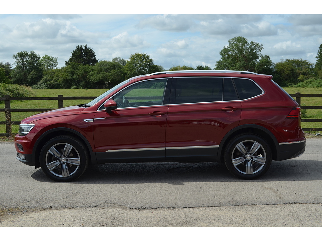 Volkswagen Tiguan Allspace Tdi Sel Red #5