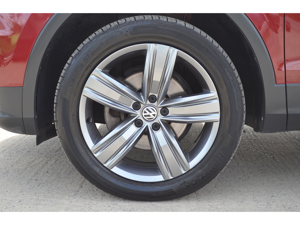 Volkswagen Tiguan Allspace 2.0 Tdi 4Motion Match Dsg White #41