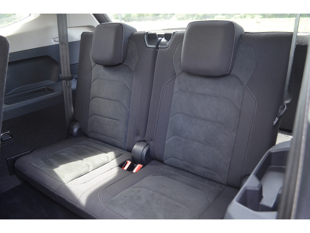 Volkswagen Tiguan Allspace 2.0 Tdi 4Motion Match Dsg White #20