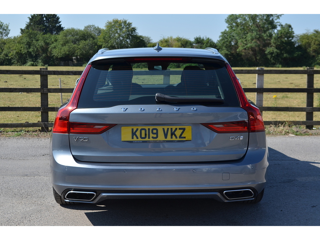 Volvo V90 2.0 D4 Momentum Estate Euro 6 S S Blue #7