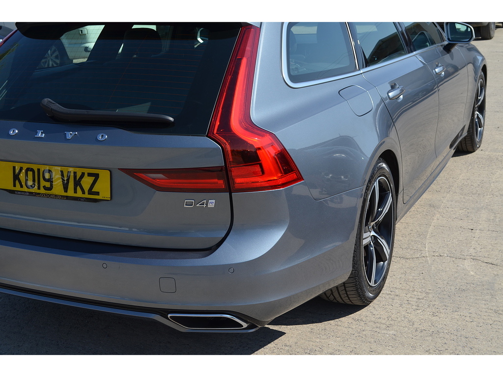 Volvo V90 2.0 D4 Momentum Estate Euro 6 S S Blue #41