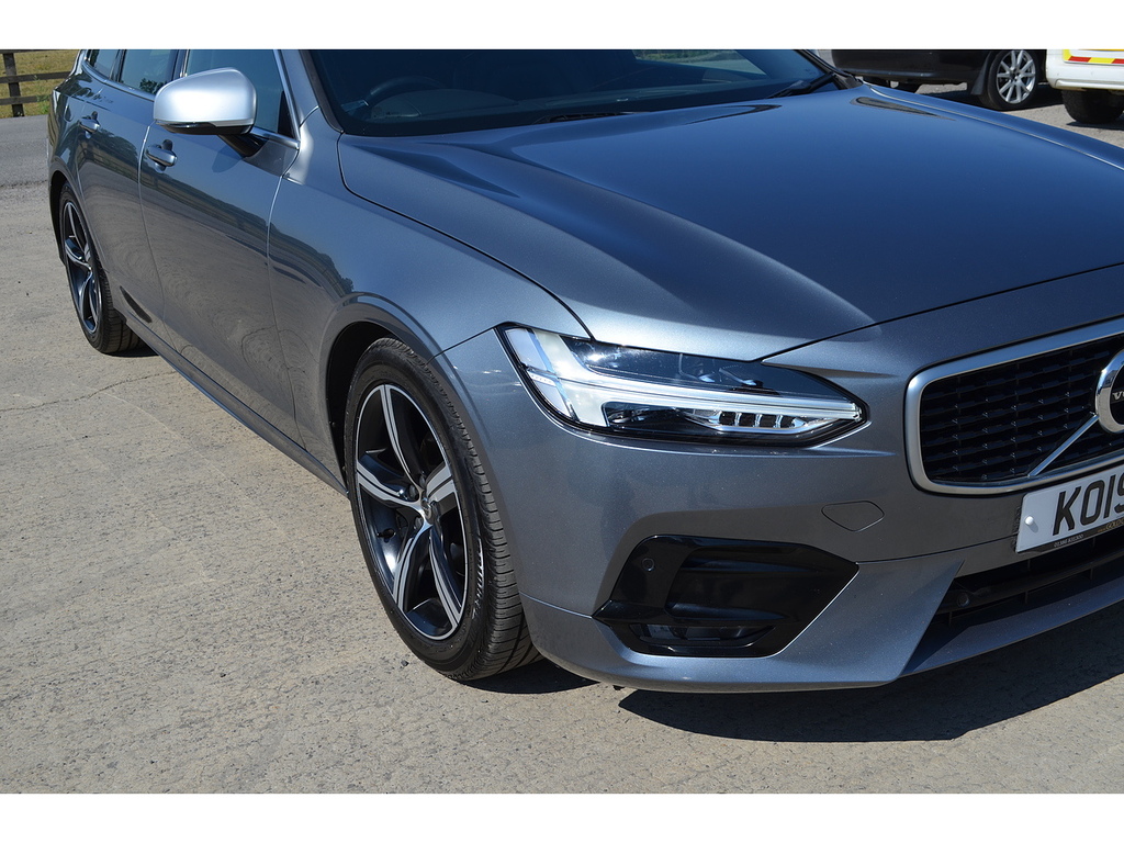 Volvo V90 2.0 D4 Momentum Estate Euro 6 S S Blue #32