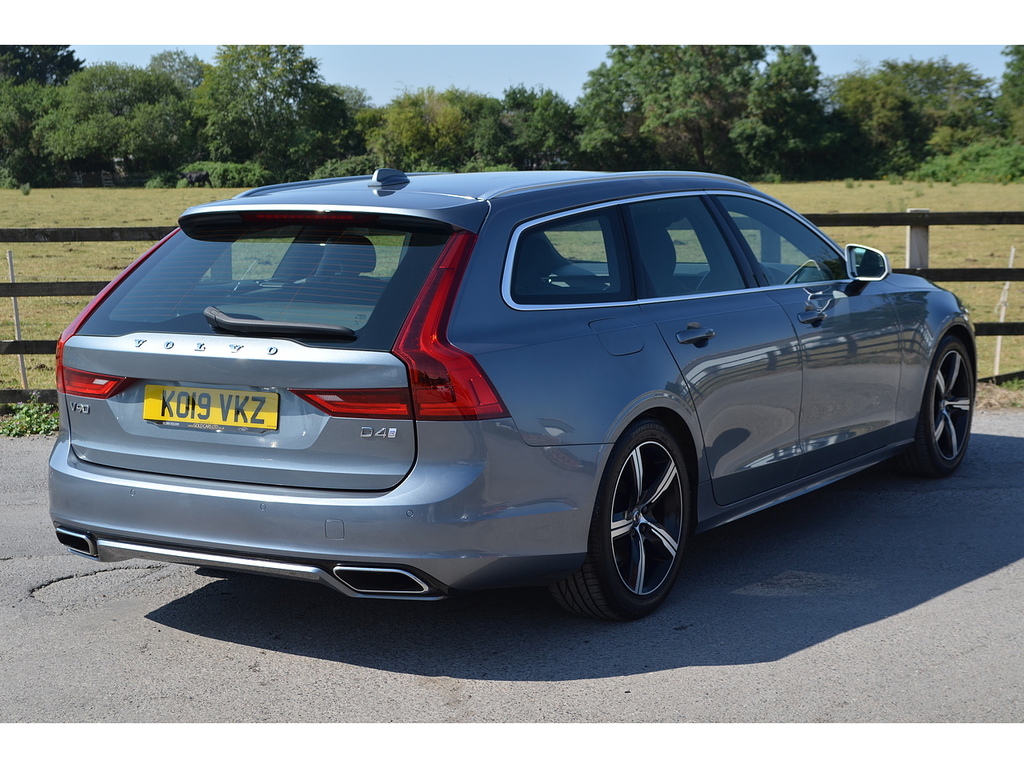 Volvo V90 2.0 D4 Momentum Estate Euro 6 S S Blue #8