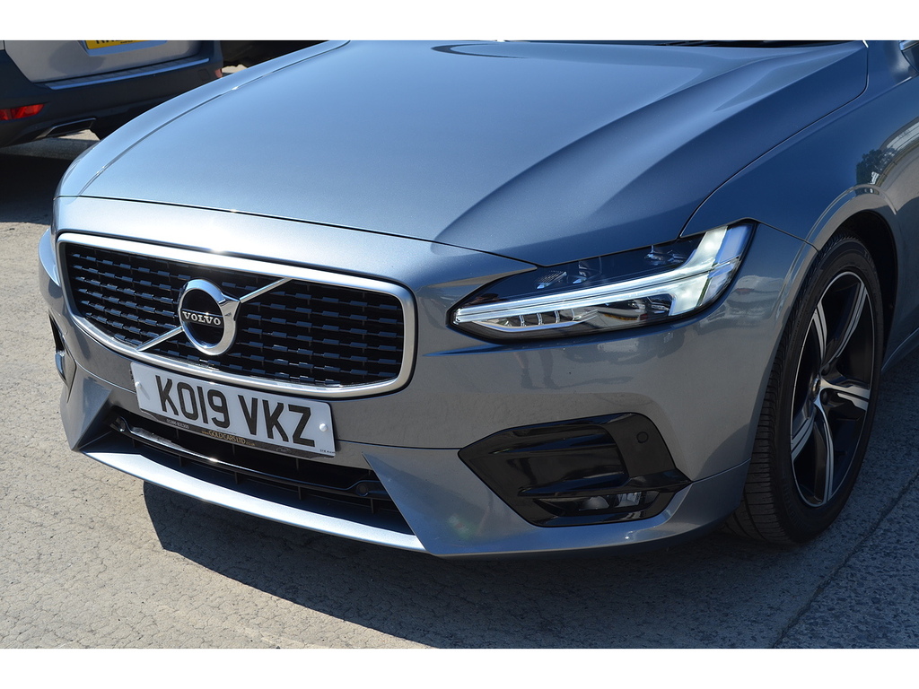 Volvo V90 2.0 D4 Momentum Estate Euro 6 S S Blue #35
