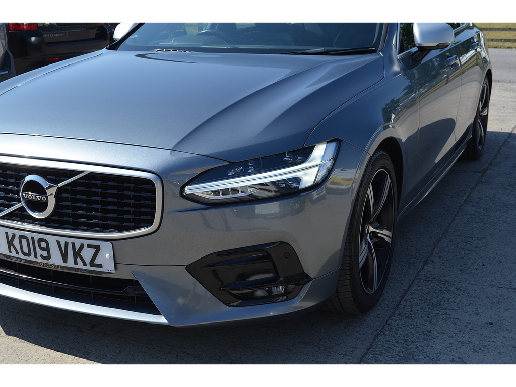 Volvo V90 2.0 D4 Momentum Estate Euro 6 S S Blue #36