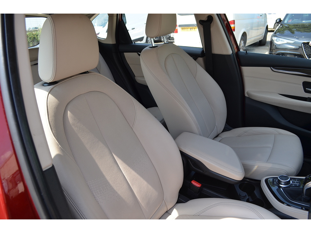 BMW 2 Series Active Tourer 1.5 225Xe 7.6Kwh M Sport Premium 4Wd Euro 6 White #29