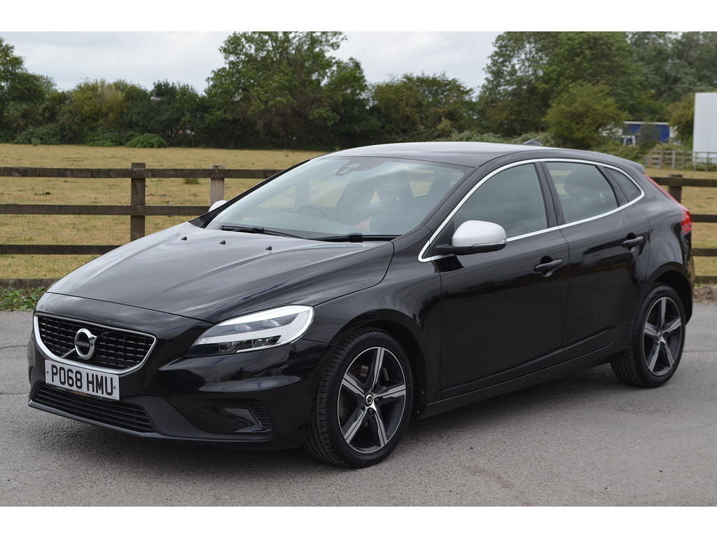 Volvo V40 T2 R-design Nav Plus PO68HMU Black #4