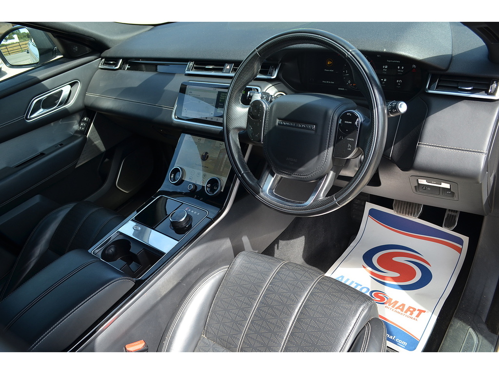 Land Rover Range Rover Velar D180 R-dynamic Hse White #2