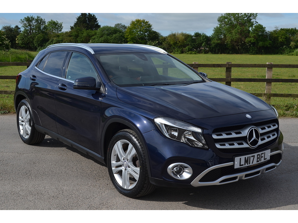 Mercedes-Benz GLA Class Gla200d Sport Blue