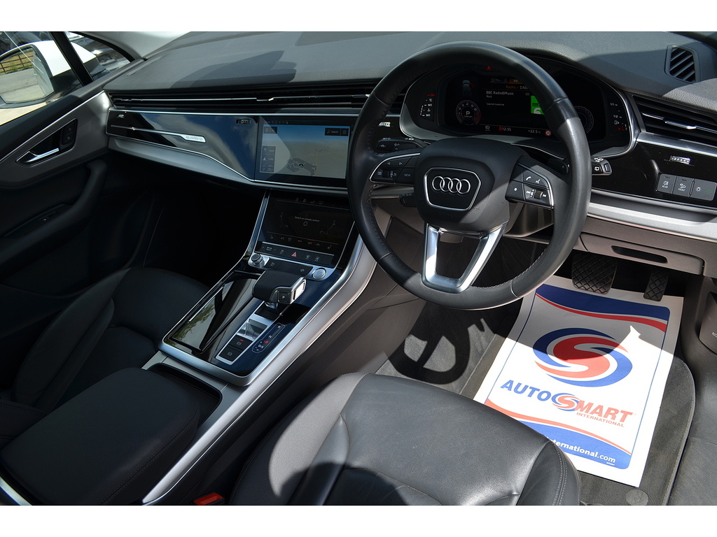 Audi Q7 Tfsi V6 Sport White #2