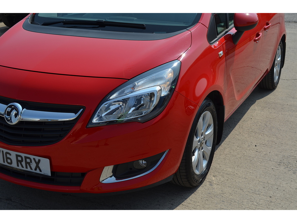 Vauxhall Meriva 1.4 Life 99 Bhp White #32
