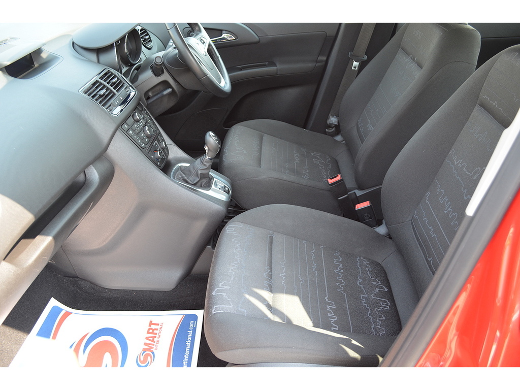 Vauxhall Meriva 1.4 Life 99 Bhp White #16