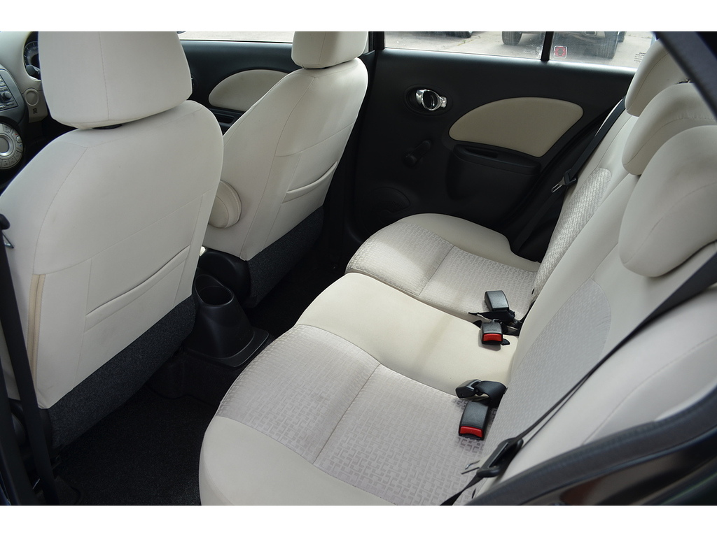 Nissan Micra Visia Black #17