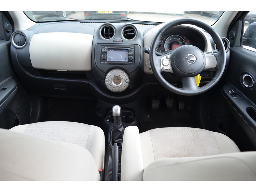 Nissan Micra Visia Black #16