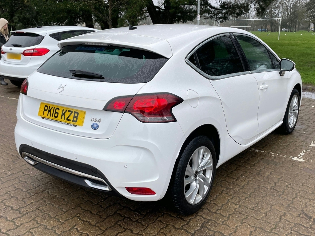 DS DS 4 1.6 Bluehdi Elegance White #3