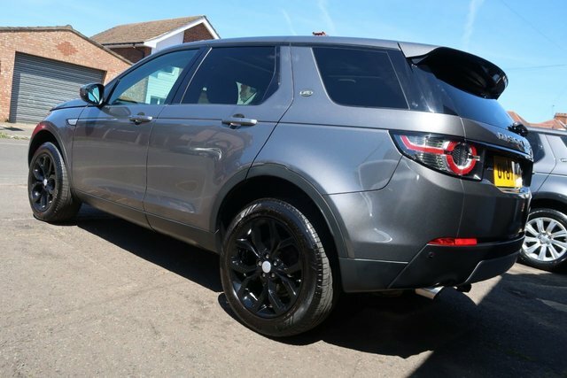 Land Rover Discovery Sport 2017 2.0 Td4 Hse Suv 4Wd Euro 6 S OY67PGE Grey #6