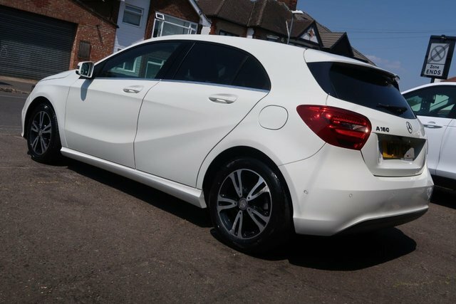 Mercedes-Benz A Class 2017 1.6 A160 Se Executive Hatchback White #6