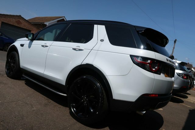 Land Rover Discovery Sport 2016 2.0 Td4 Hse Black Suv 4Wd Eur Black #6