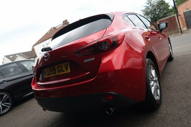 Mazda 3 2015 2.0 Skyactiv-g Se-l Nav Hatchback Red #4
