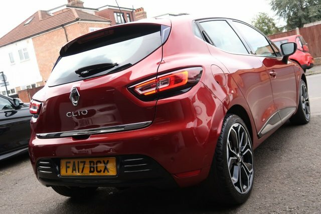 Renault Clio 2017 1.2 Tce Dynamique S Nav Hatchback Red #4