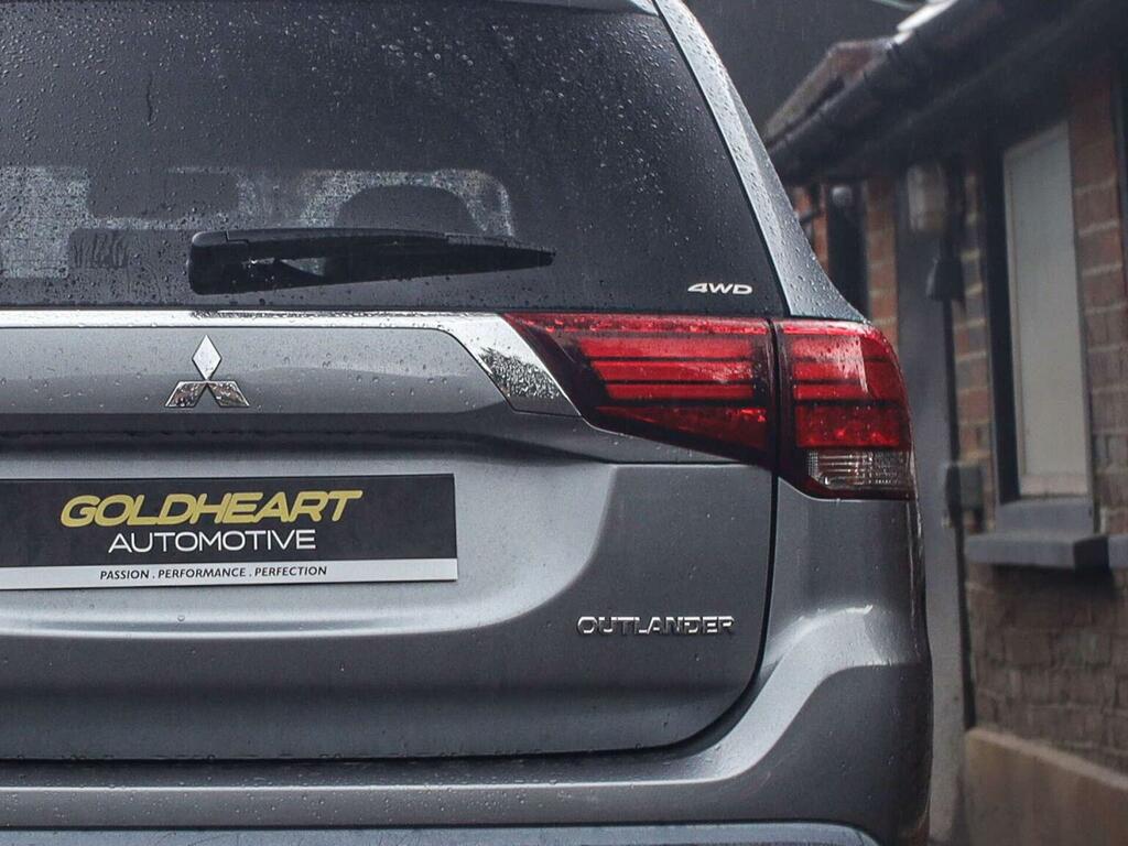 Mitsubishi Outlander 2.2 Di-d Gx3 4Wd Euro 5 Ss Silver #13