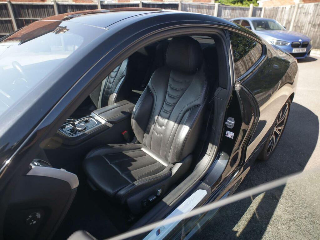 BMW 8 Series M850i Xdrive Black #30