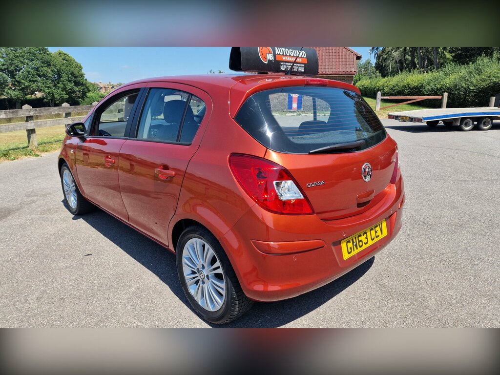 Vauxhall Corsa 1.4 16V Se Hatchback Euro 5 100 P Red #4