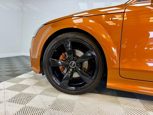 Audi TT 2.0 Tdi Black Edition Coupe Quat Black #6