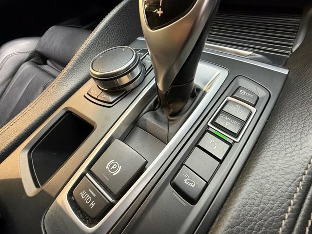 BMW X6  White #38