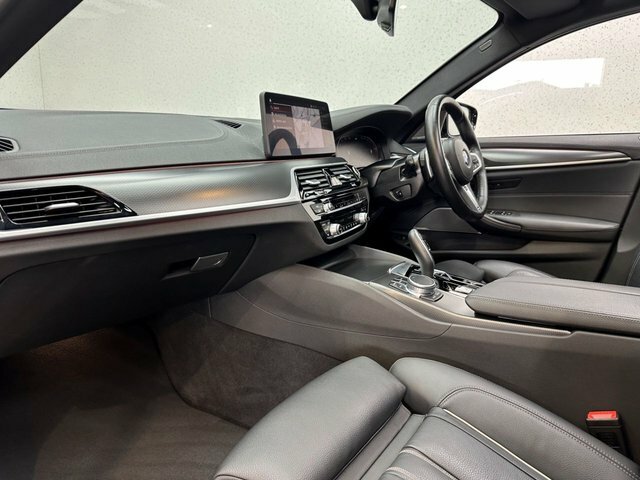 BMW 5 Series 3.0 530D Mht M Sport Saloon Hybrid Step Grey #3