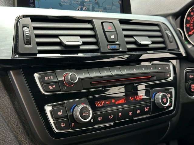 BMW 4 Series Gran Coupe Hatchback 2.0 420D Se Gran Coupe 2015 Grey #26