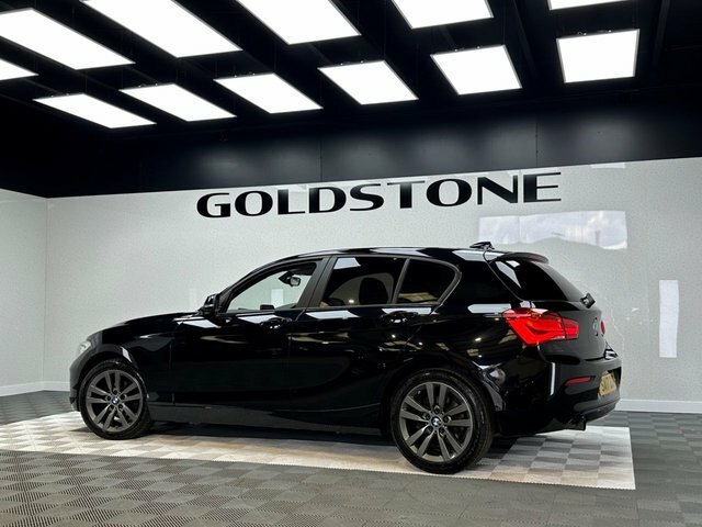 BMW 1 Series 2.0 118D Sport Hatchback Euro 6 Black #2