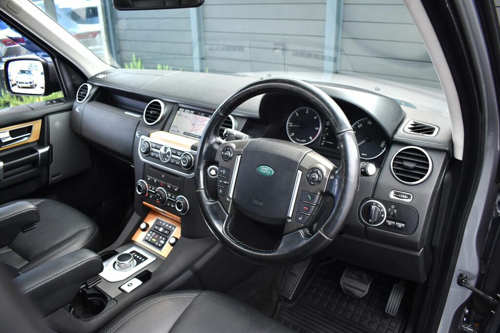 Land Rover Discovery 3 .0 4 Sdv6 Hse 255 Bhp Grey #2