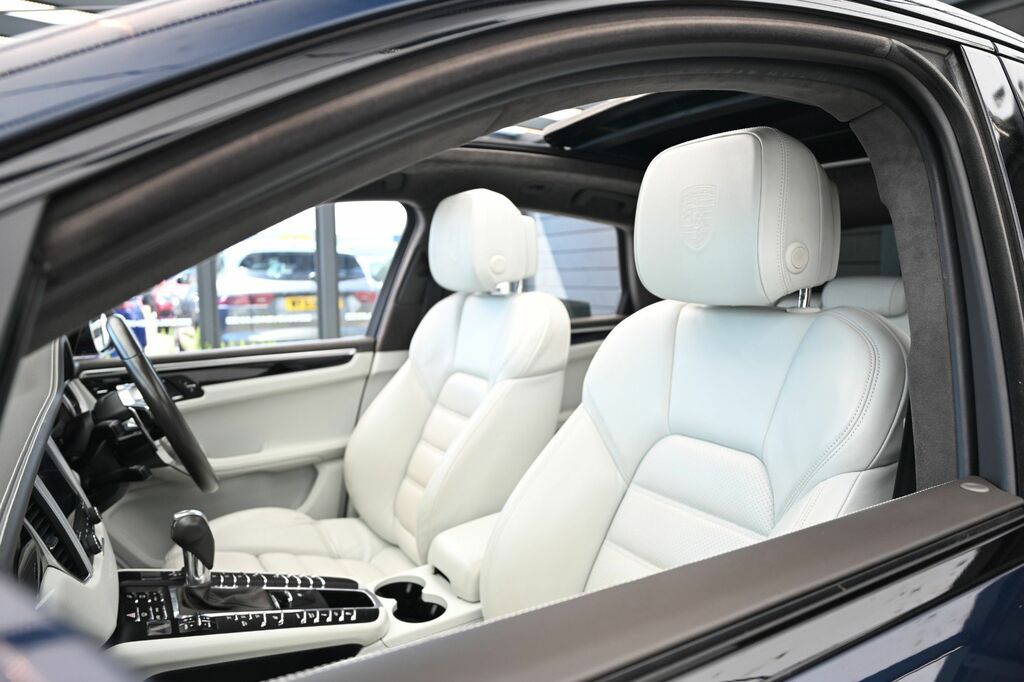 Porsche Macan 252 Pdk Grey #48