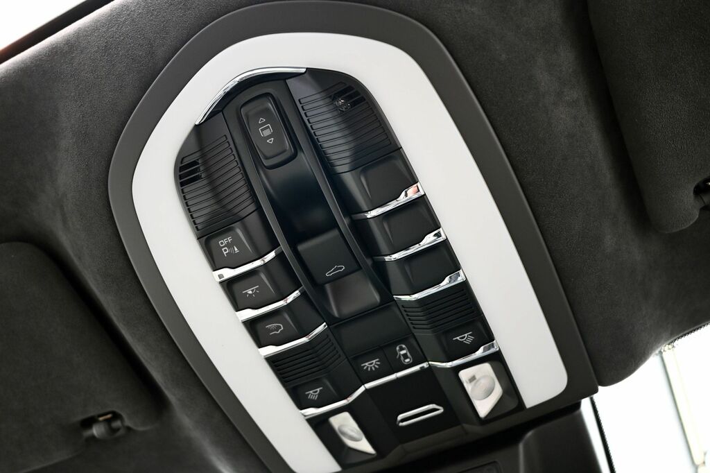 Porsche Macan 252 Pdk Grey #72