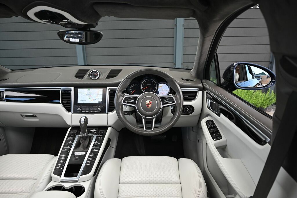 Porsche Macan 252 Pdk Grey #40