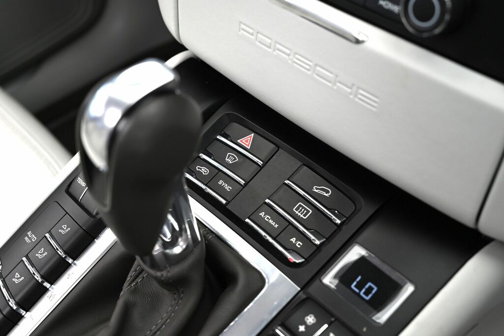 Porsche Macan 252 Pdk Grey #62