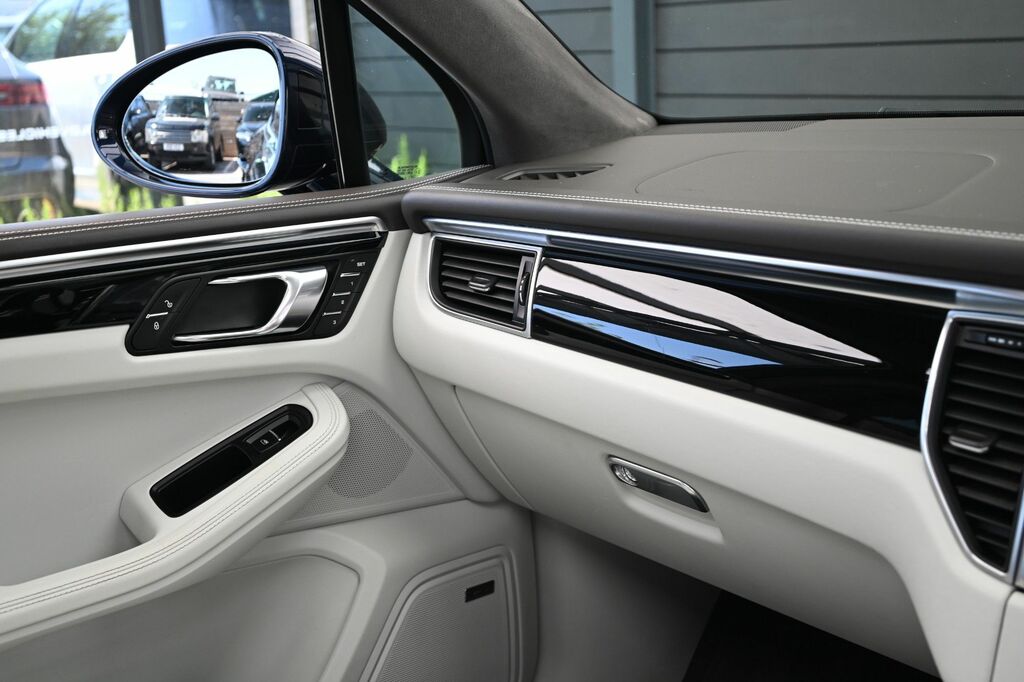 Porsche Macan 252 Pdk Grey #73