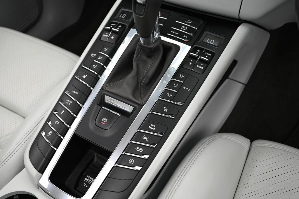 Porsche Macan 252 Pdk Grey #14