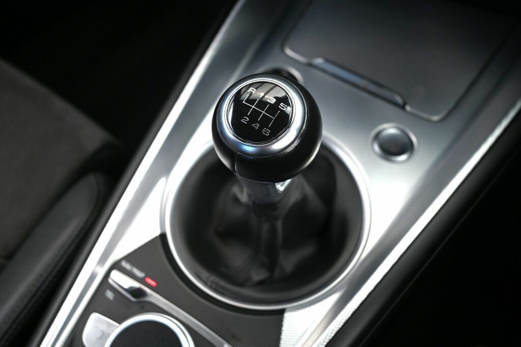 Audi TT 1.8 Tfsi S Line Euro 6 Ss Red #34