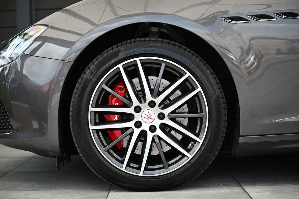 Maserati Ghibli Automatic Black #36